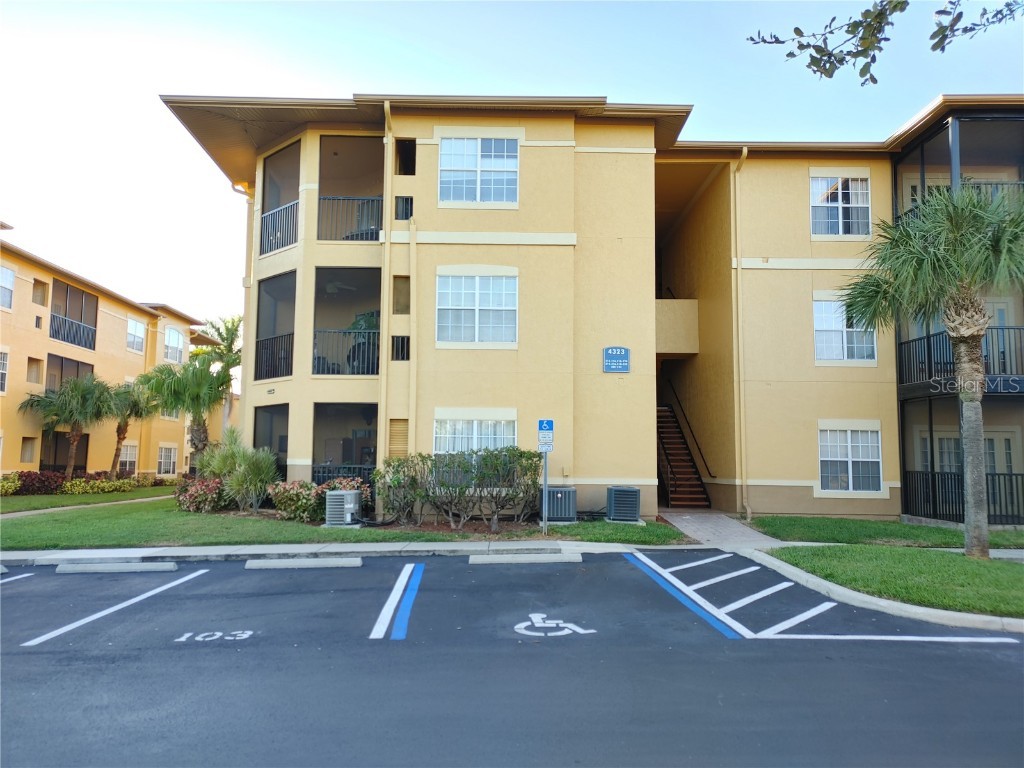 4323 Bayside Village Drive #227 Tampa FL 33615 T3412066 image1