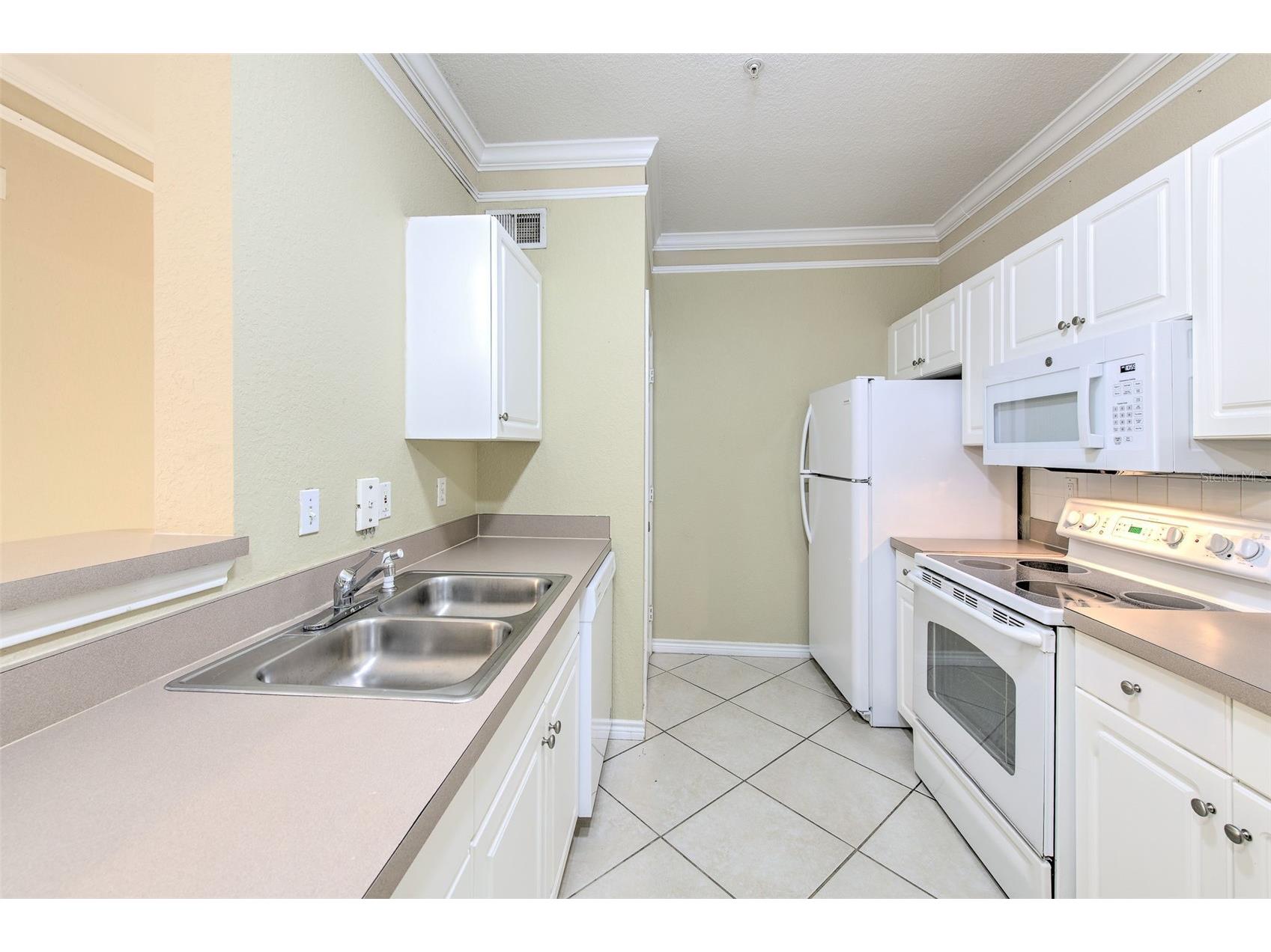 4323 Bayside Village Drive #319 Tampa FL 33615 TB8462193 image16