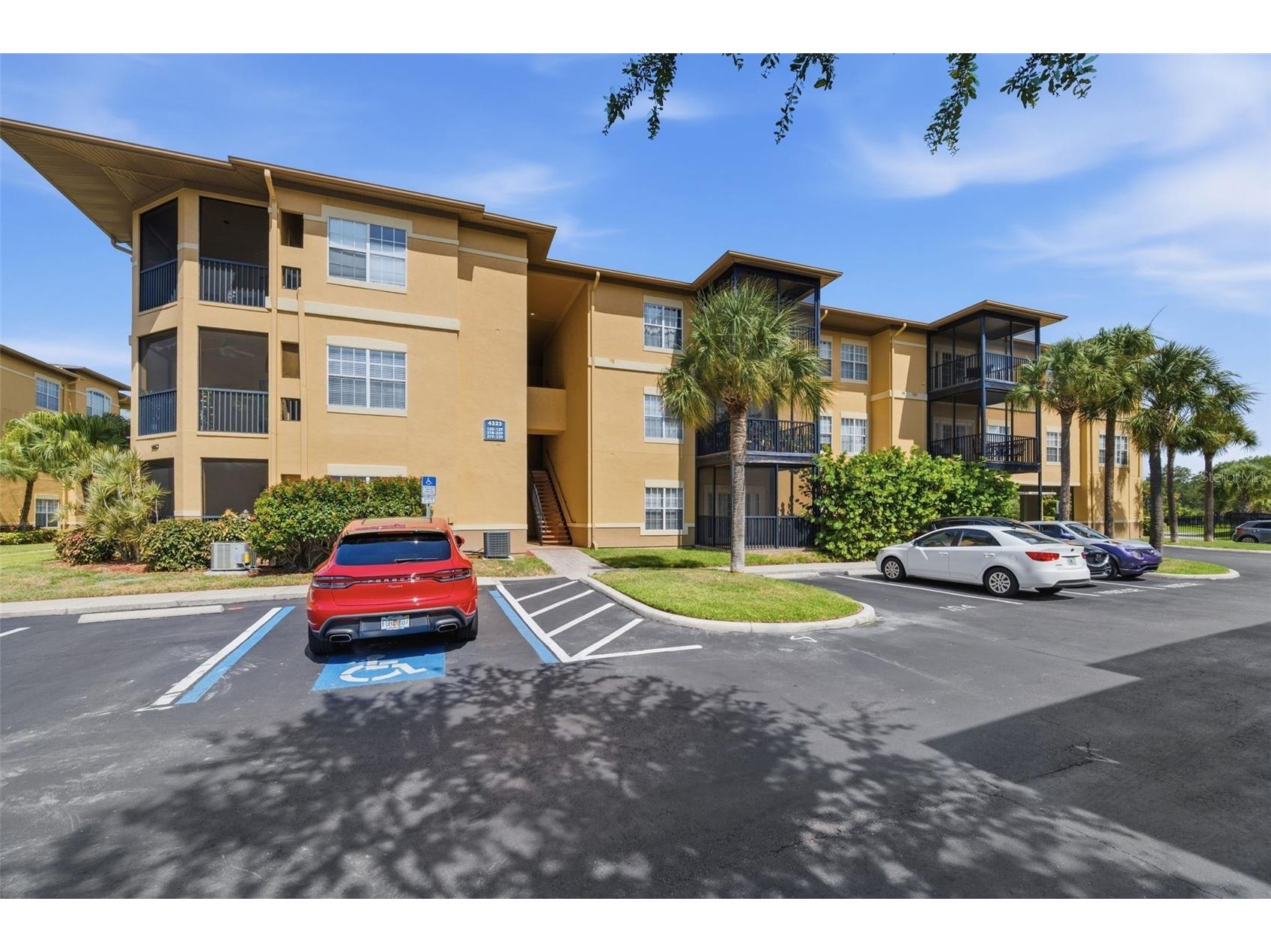 4323 Bayside Village Drive #325 Tampa FL 33615 TB8518108 image1