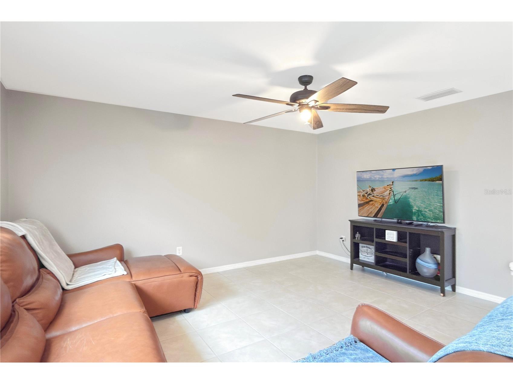 4323 NE 21st Avenue Cape Coral FL 33909 A4694478 image23