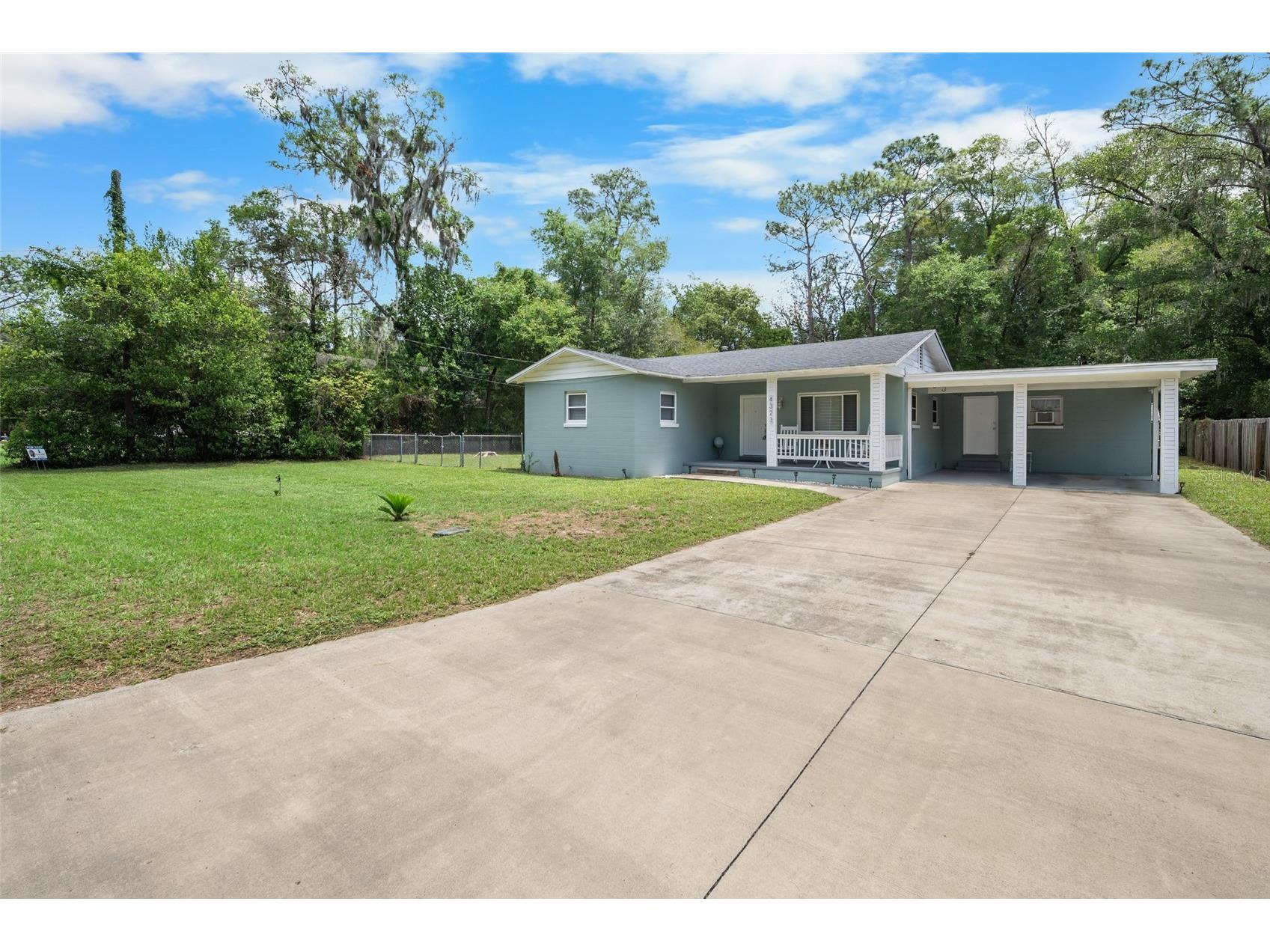 4323 NW 12th Terrace Gainesville FL 32609 OM723588 image2