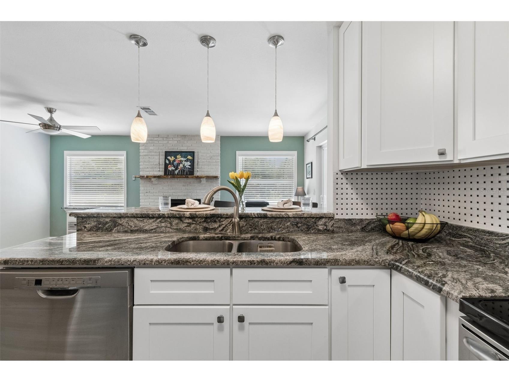4323 Pine Meadow Terrace Sarasota FL 34233 A4692509 image14