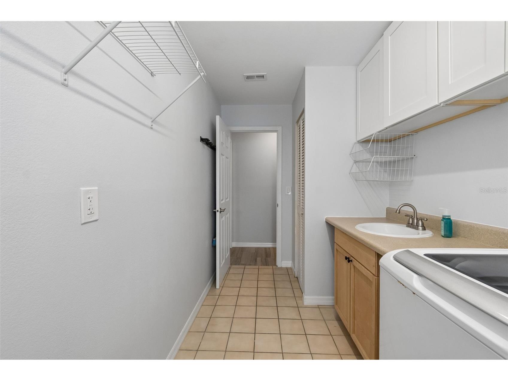 4323 Pine Meadow Terrace Sarasota FL 34233 A4692509 image32