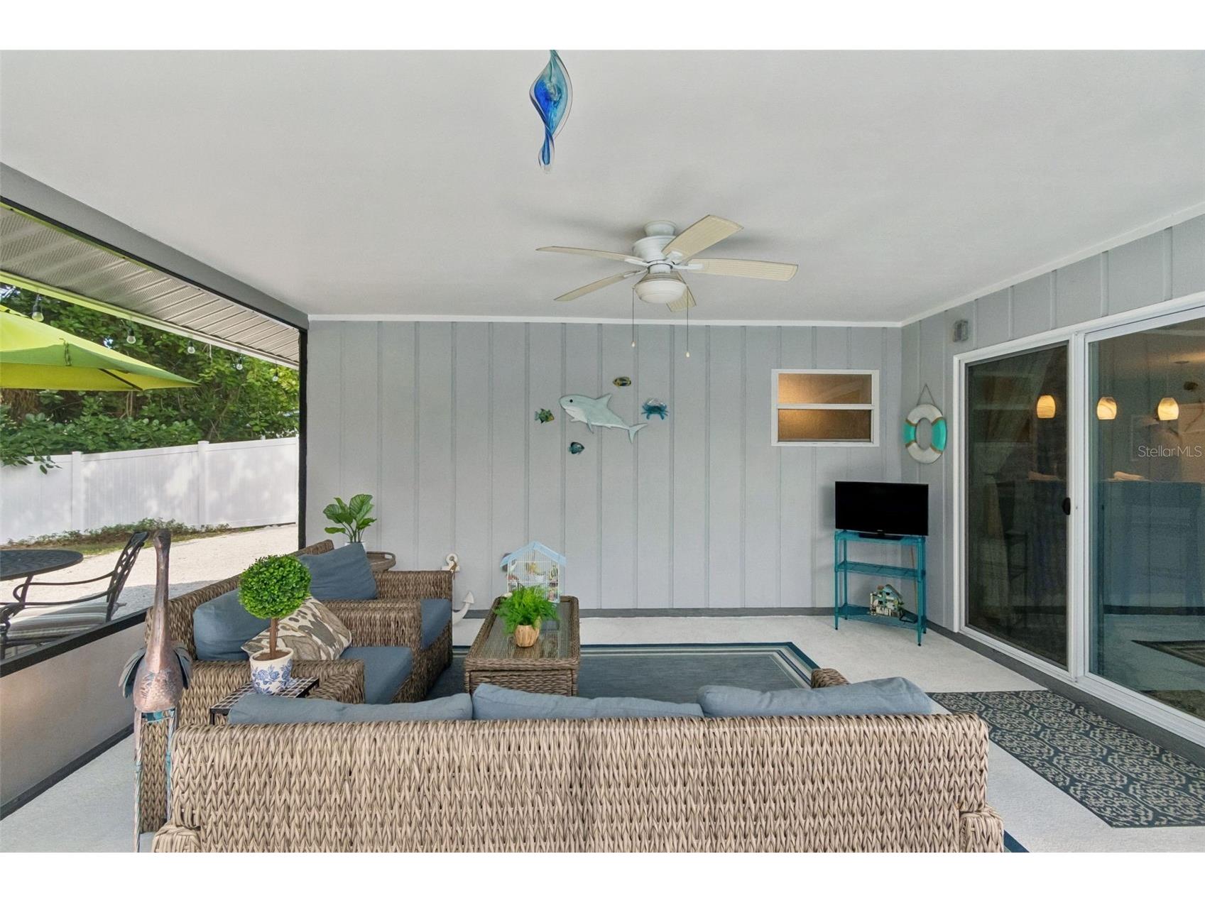 4323 Pine Meadow Terrace Sarasota FL 34233 A4692509 image36