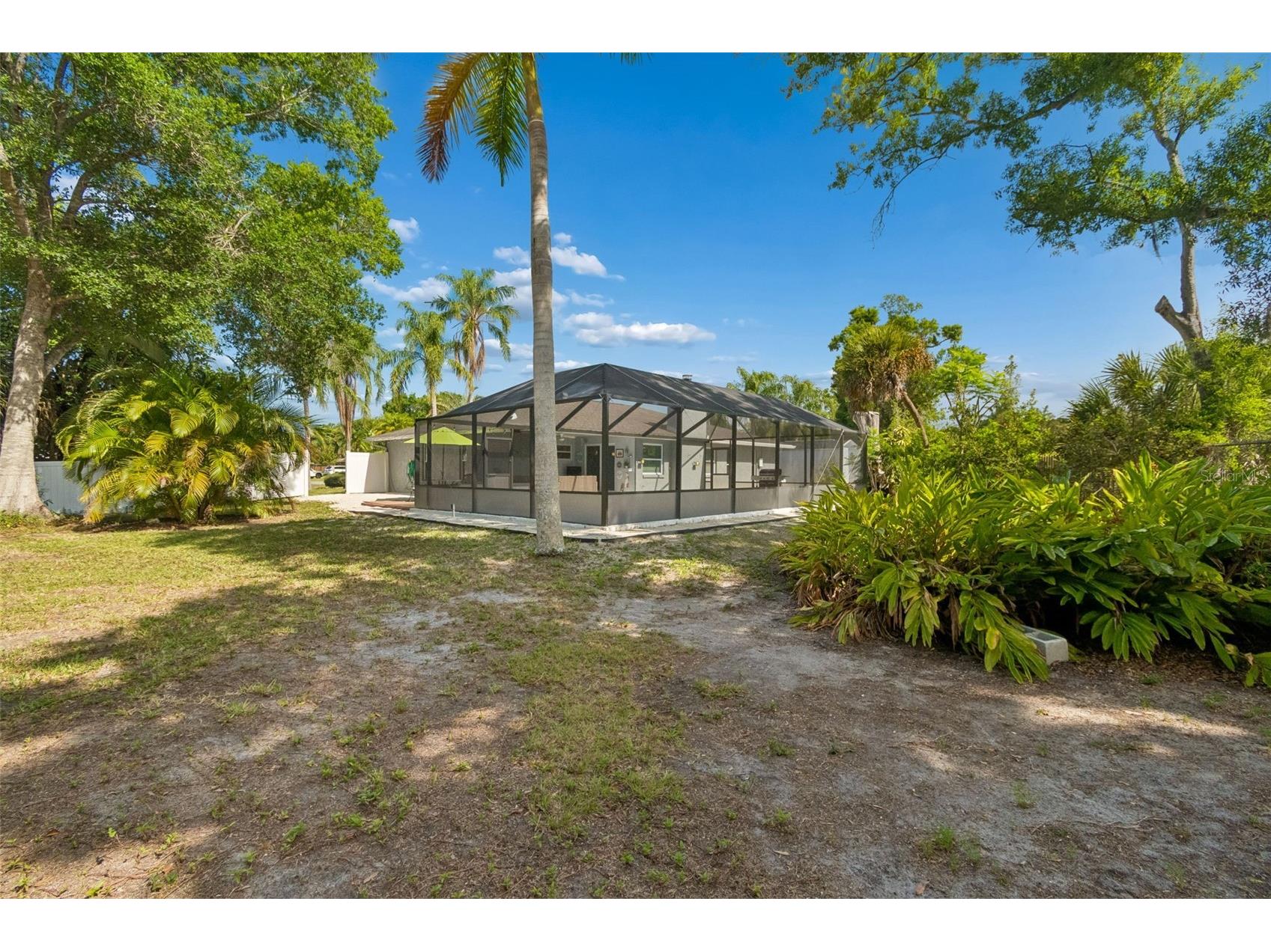 4323 Pine Meadow Terrace Sarasota FL 34233 A4692509 image50