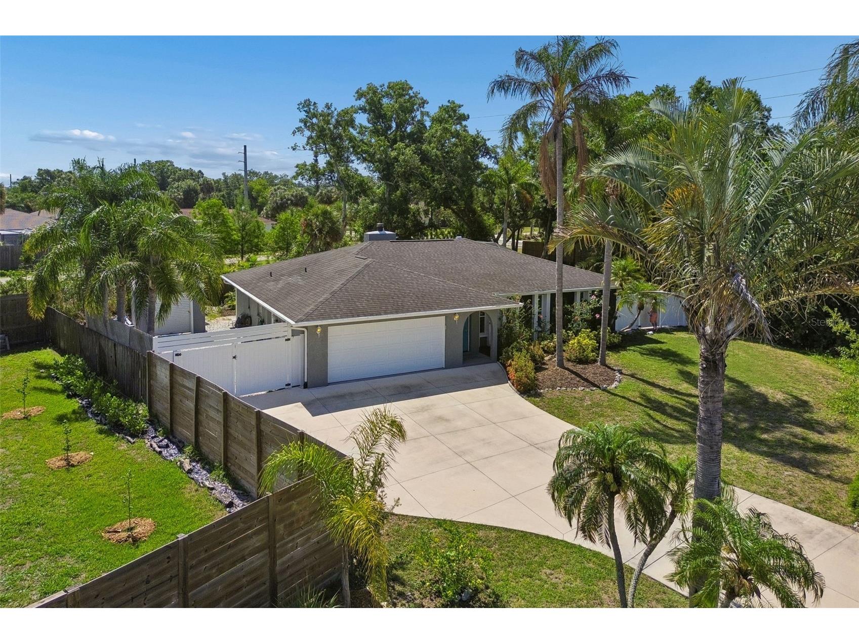 4323 Pine Meadow Terrace Sarasota FL 34233 A4692509 image53
