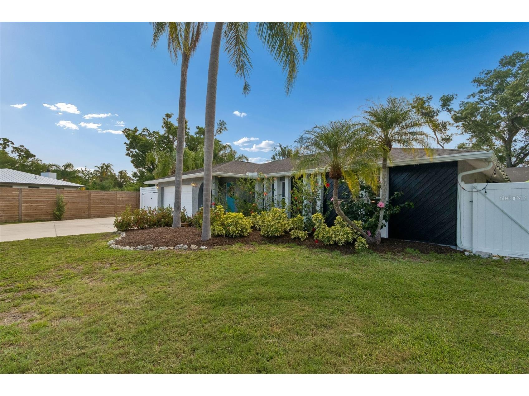 4323 Pine Meadow Terrace Sarasota FL 34233 A4692509 image55