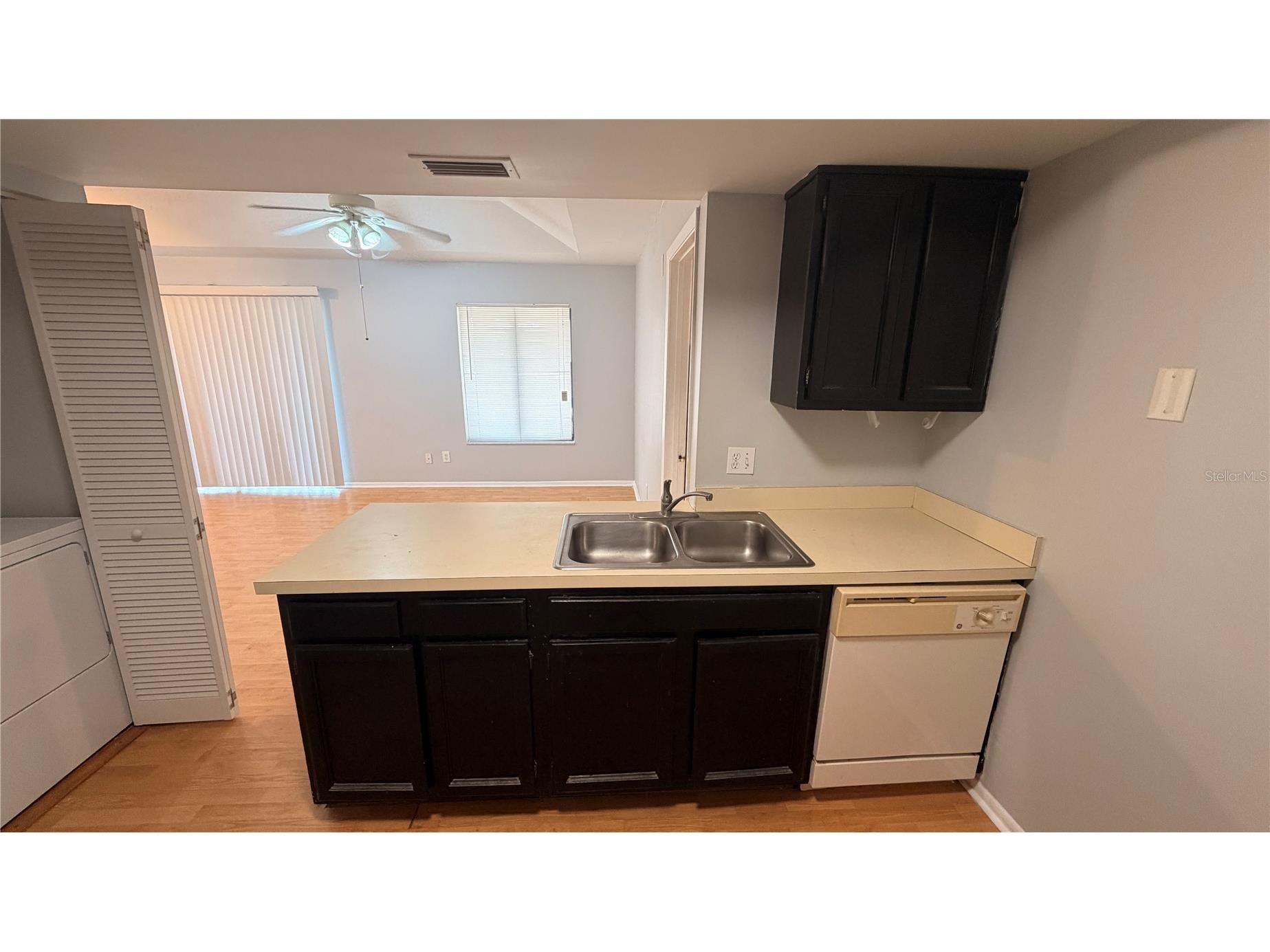 4323 Pinebark Avenue #77-1 Orlando FL 32811 O6410995 image10