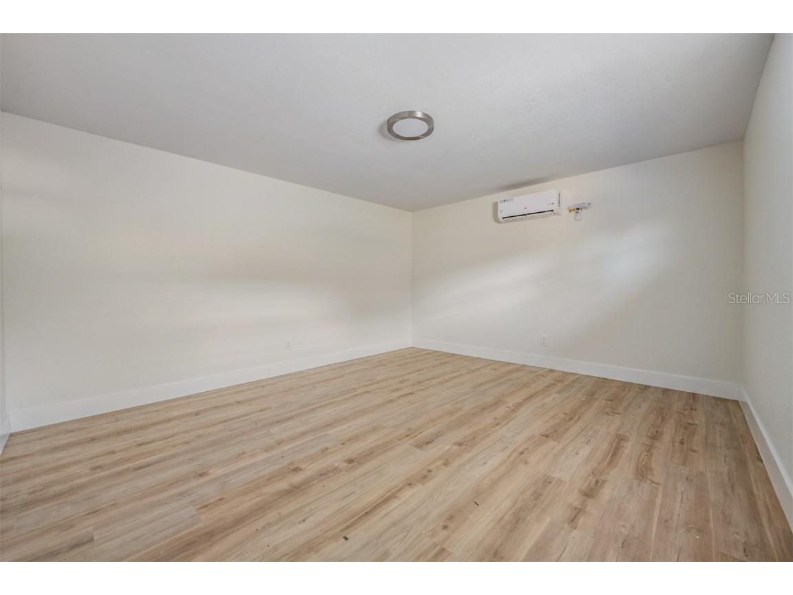 4323 S Lois Avenue Tampa FL 33611 TB8453997 image27