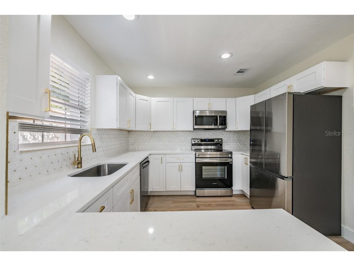 4323 S Lois Avenue Tampa FL 33611 TB8453997 image9