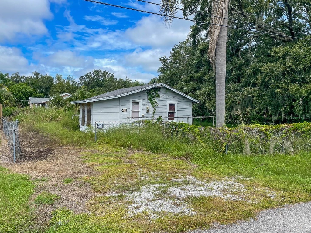 4323 Walnut Avenue Sarasota FL 34234 T3552038 image1