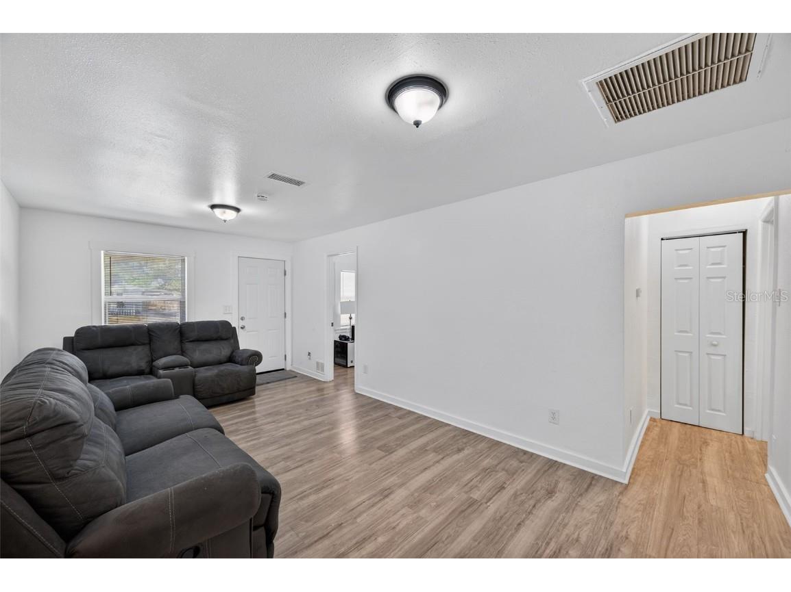 4324 16th Avenue S Saint Petersburg FL 33711 TB8458617 image10