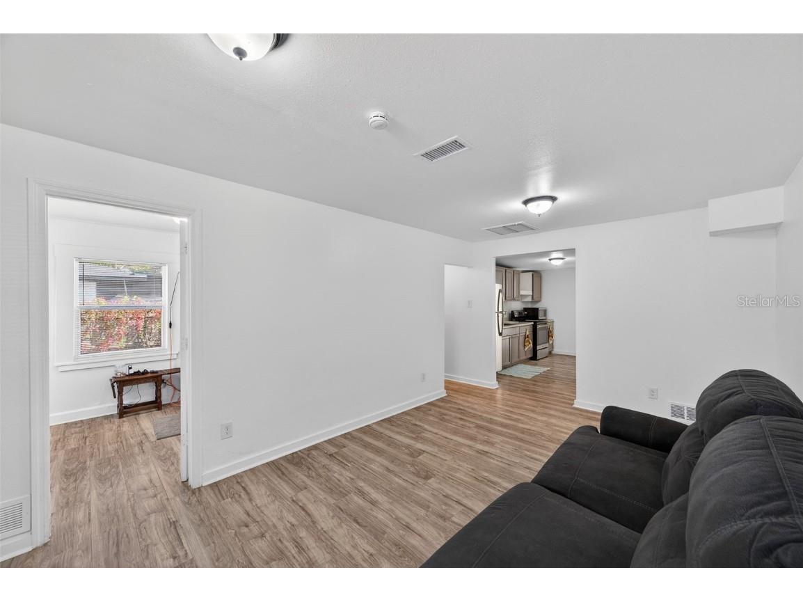 4324 16th Avenue S Saint Petersburg FL 33711 TB8458617 image12