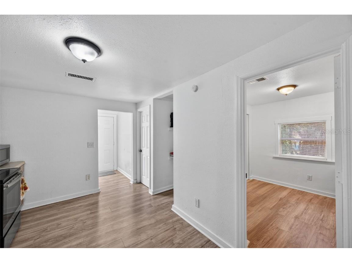 4324 16th Avenue S Saint Petersburg FL 33711 TB8458617 image4