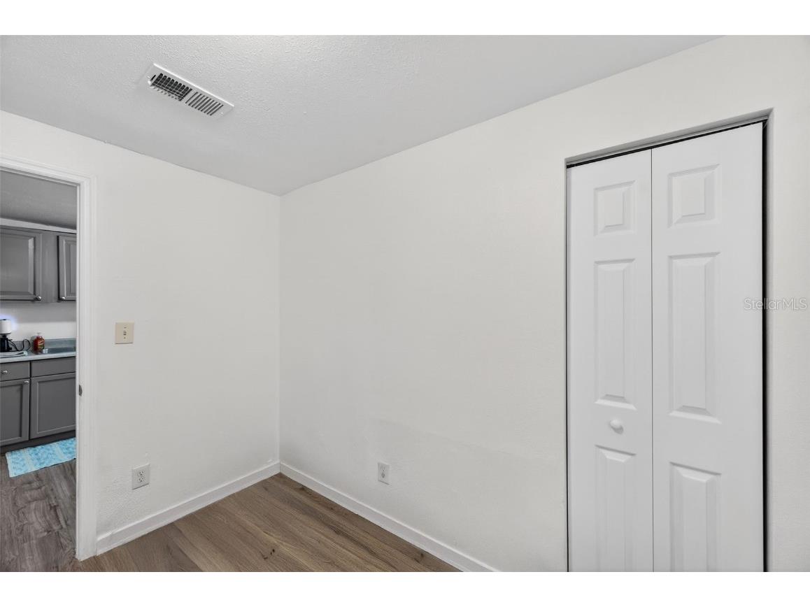 4324 16th Avenue S Saint Petersburg FL 33711 TB8458617 image8