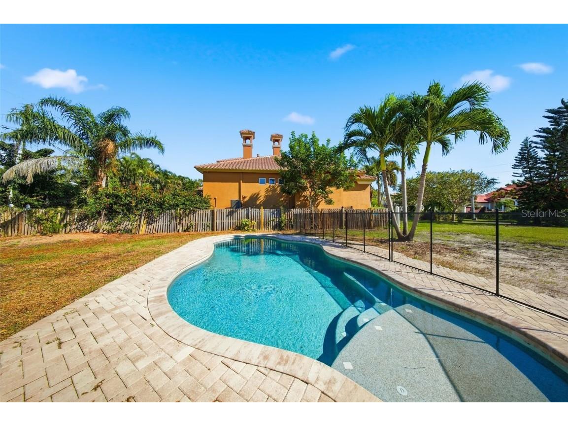 4324 Bayshore Boulevard NE Saint Petersburg FL 33703 TB8443474 image20