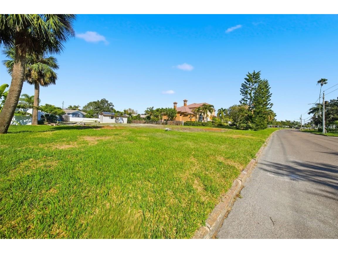 4324 Bayshore Boulevard NE Saint Petersburg FL 33703 TB8443474 image27