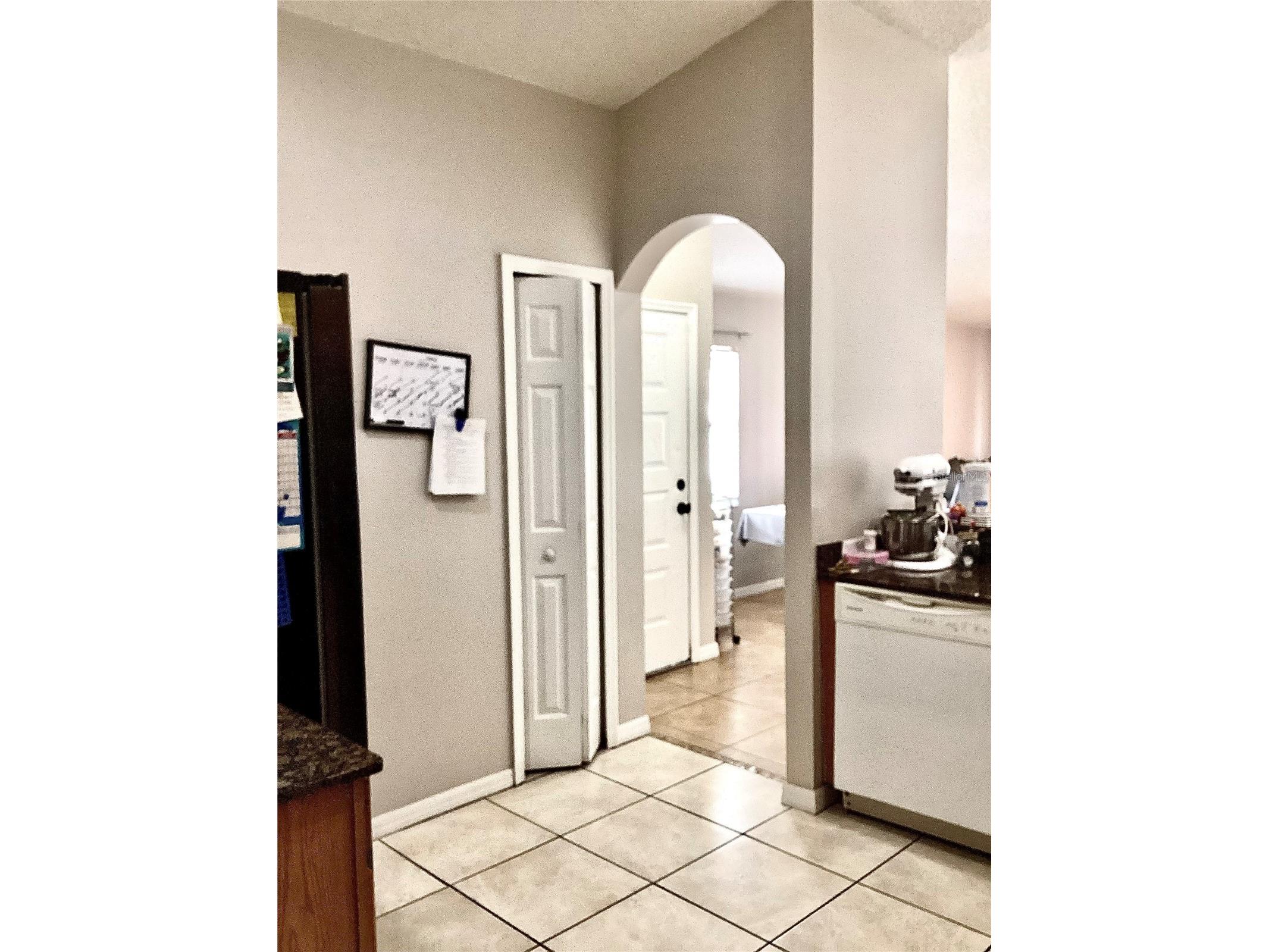 4324 Country Hills Boulevard Plant City FL 33563 TB8477046 image17