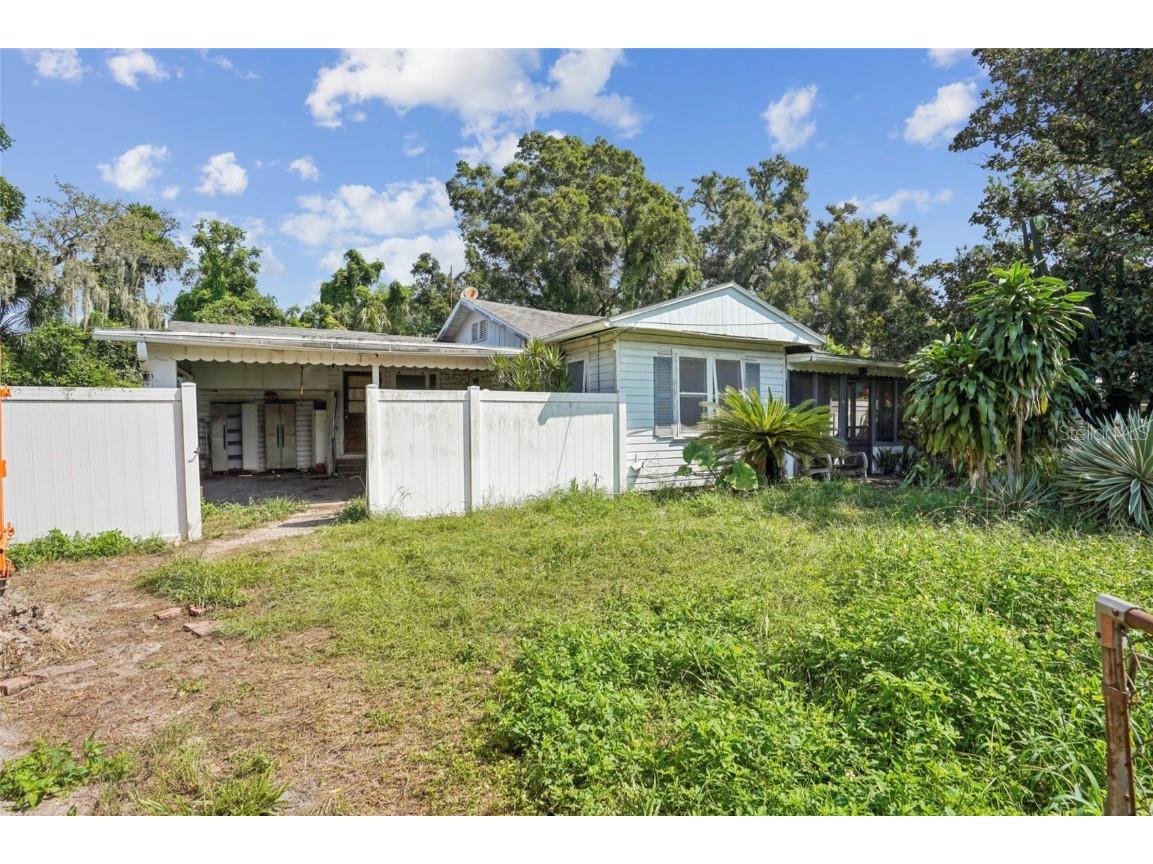 4324 E Grove View Avenue Tampa FL 33617 O6339844 image1