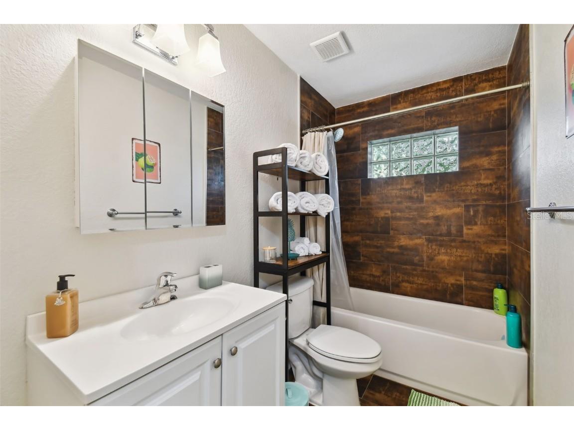 4324 S Clark Avenue Tampa FL 33611 TB8446906 image17