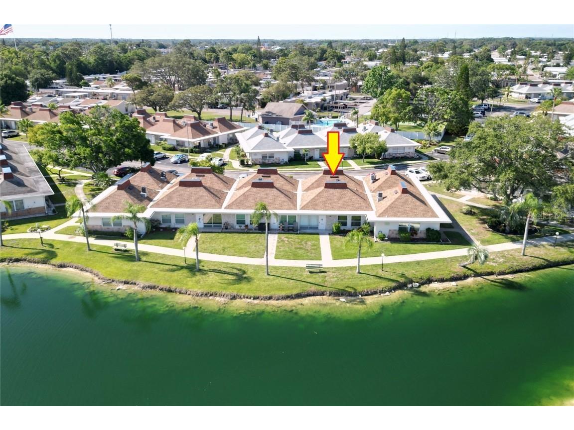 4324 Tahitian Gardens Circle #J Holiday FL 34691 TB8391715 image1