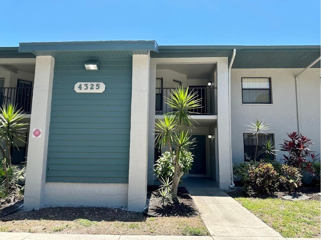 4325 46th Avenue W #202 Bradenton FL 34210 A4647008 image1