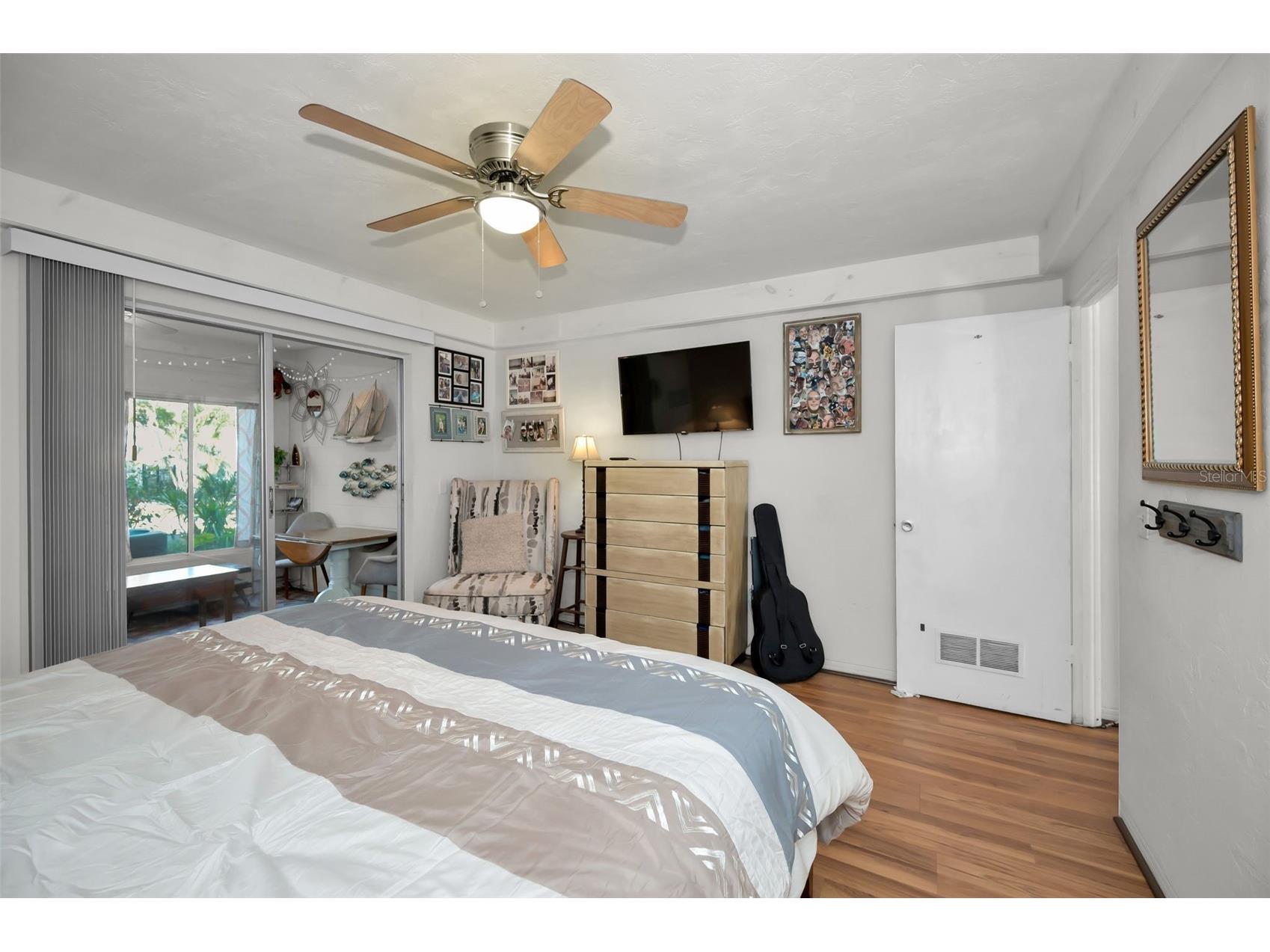 4325 58th Way N #1423 Kenneth City FL 33709 TB8460663 image16