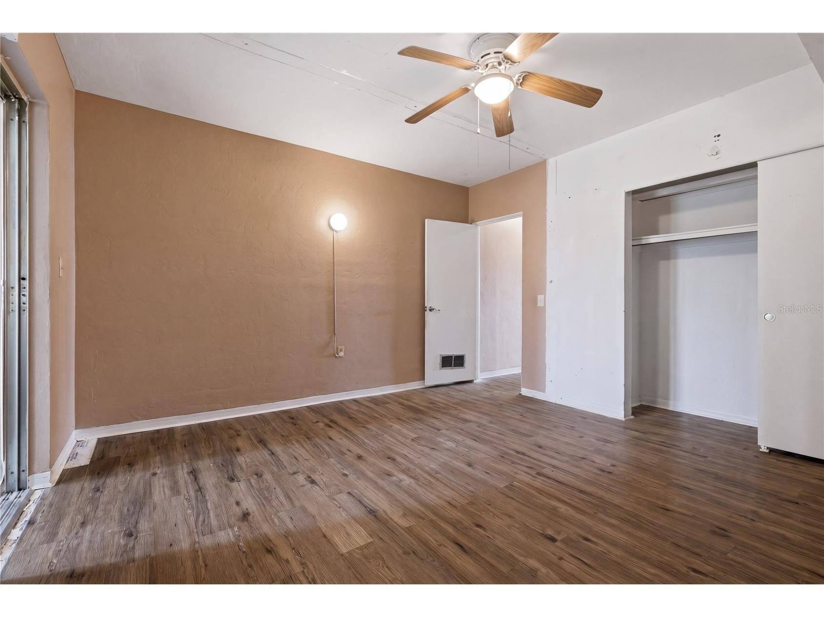 4325 58th Way N #1525 Kenneth City FL 33709 TB8506974 image10