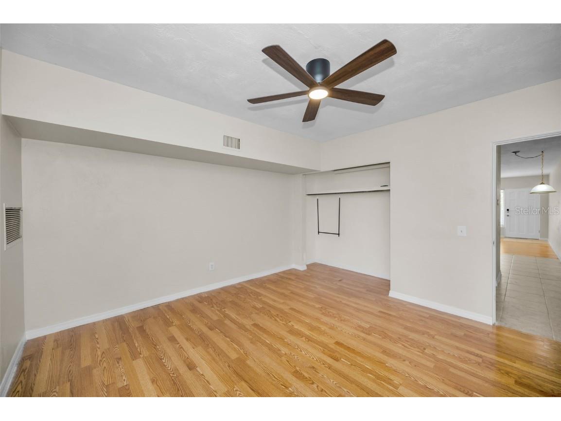 4325 58th Way N #1531 Kenneth City FL 33709 TB8456493 image25