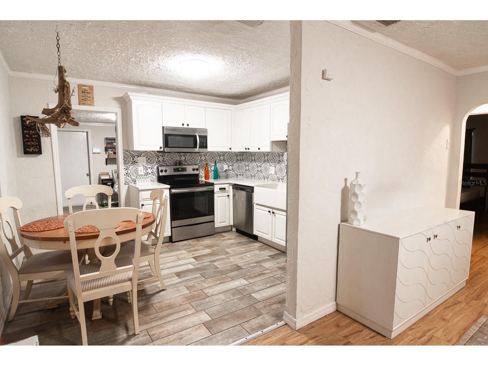 4325 5th Avenue S Saint Petersburg FL 33711 TB8459843 image8