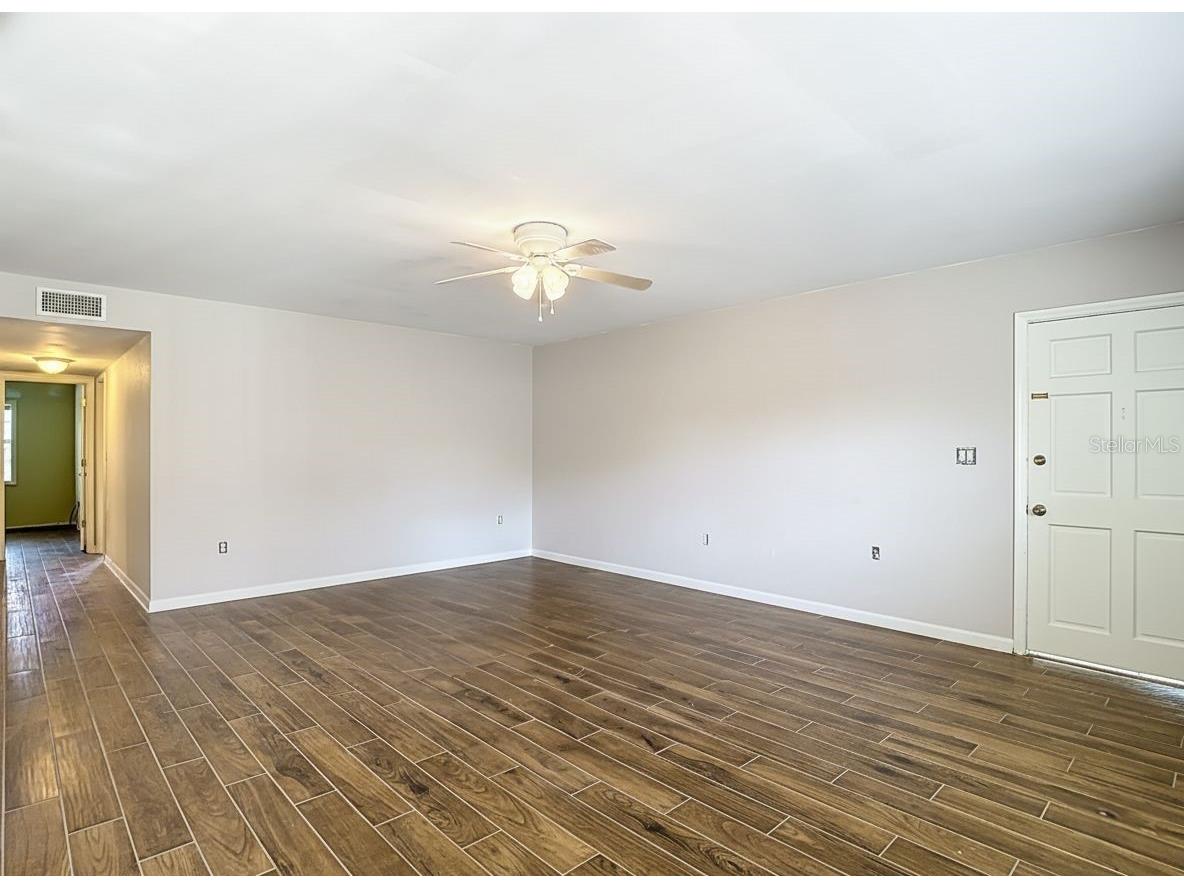 4325 Aegean Drive #204B Tampa FL 33611 TB8463804 image3