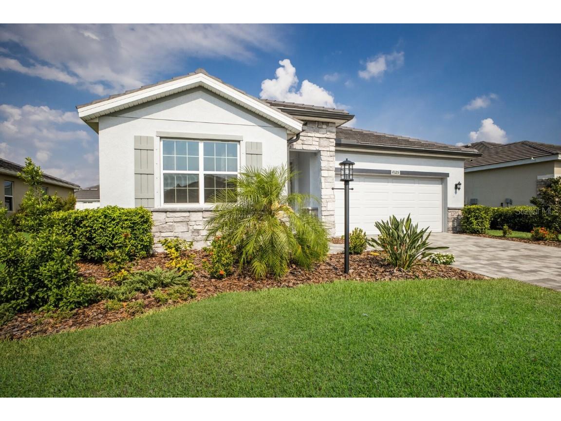 4325 Dairy Court Lakewood Ranch FL 34211 A4610349 image1