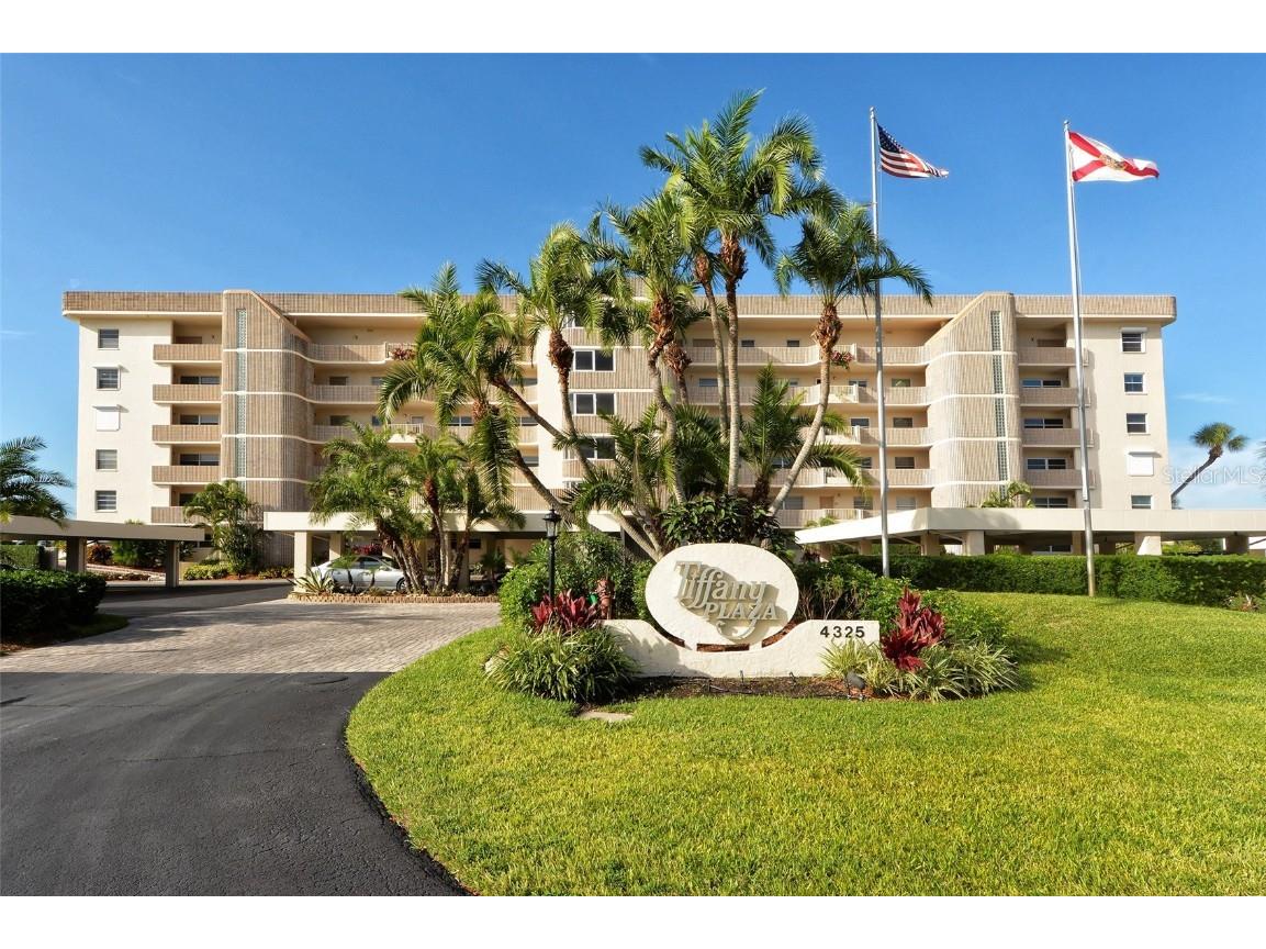 4325 Gulf Of Mexico Drive #204 Longboat Key FL 34228 - GULF A4655877 image1