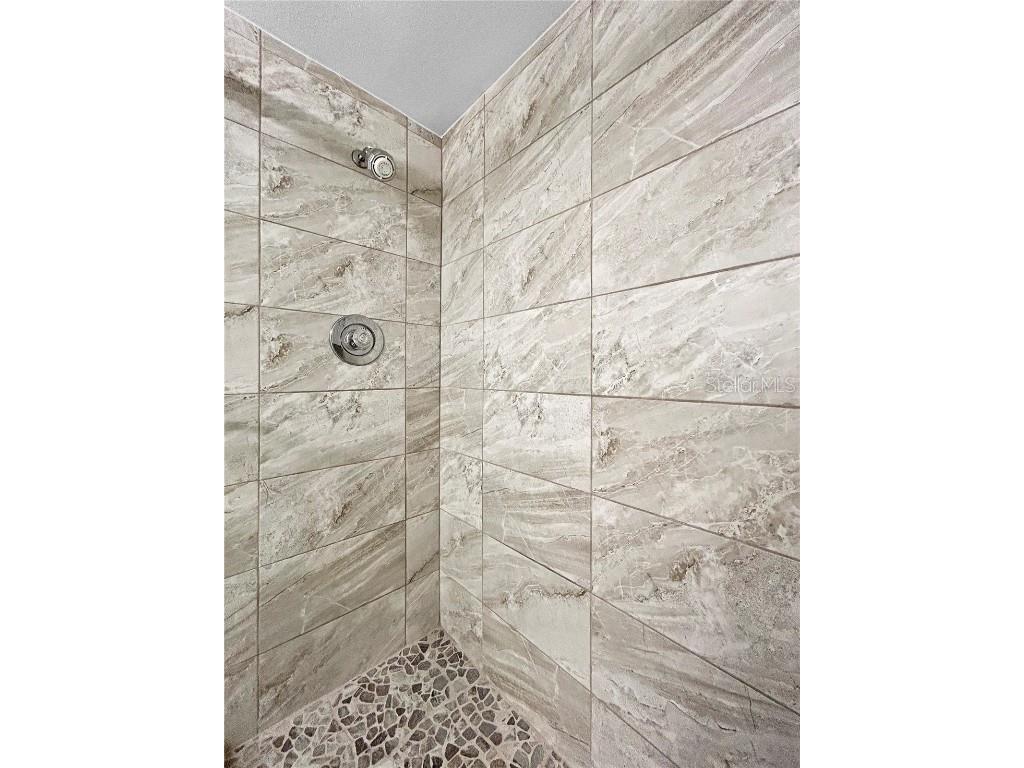 4325 Gulf Of Mexico Drive #305 Longboat Key FL 34228 A4655690 image19