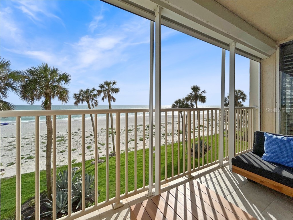 4325 Gulf Of Mexico Drive #305 Longboat Key FL 34228 A4655690 image2