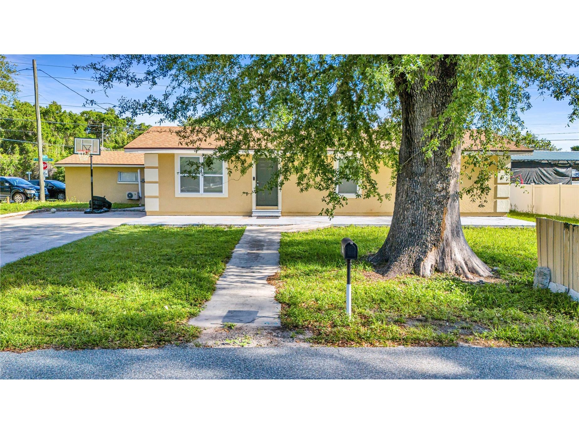 4325 Lake Avenue Kissimmee FL 34746 S5147757 image2