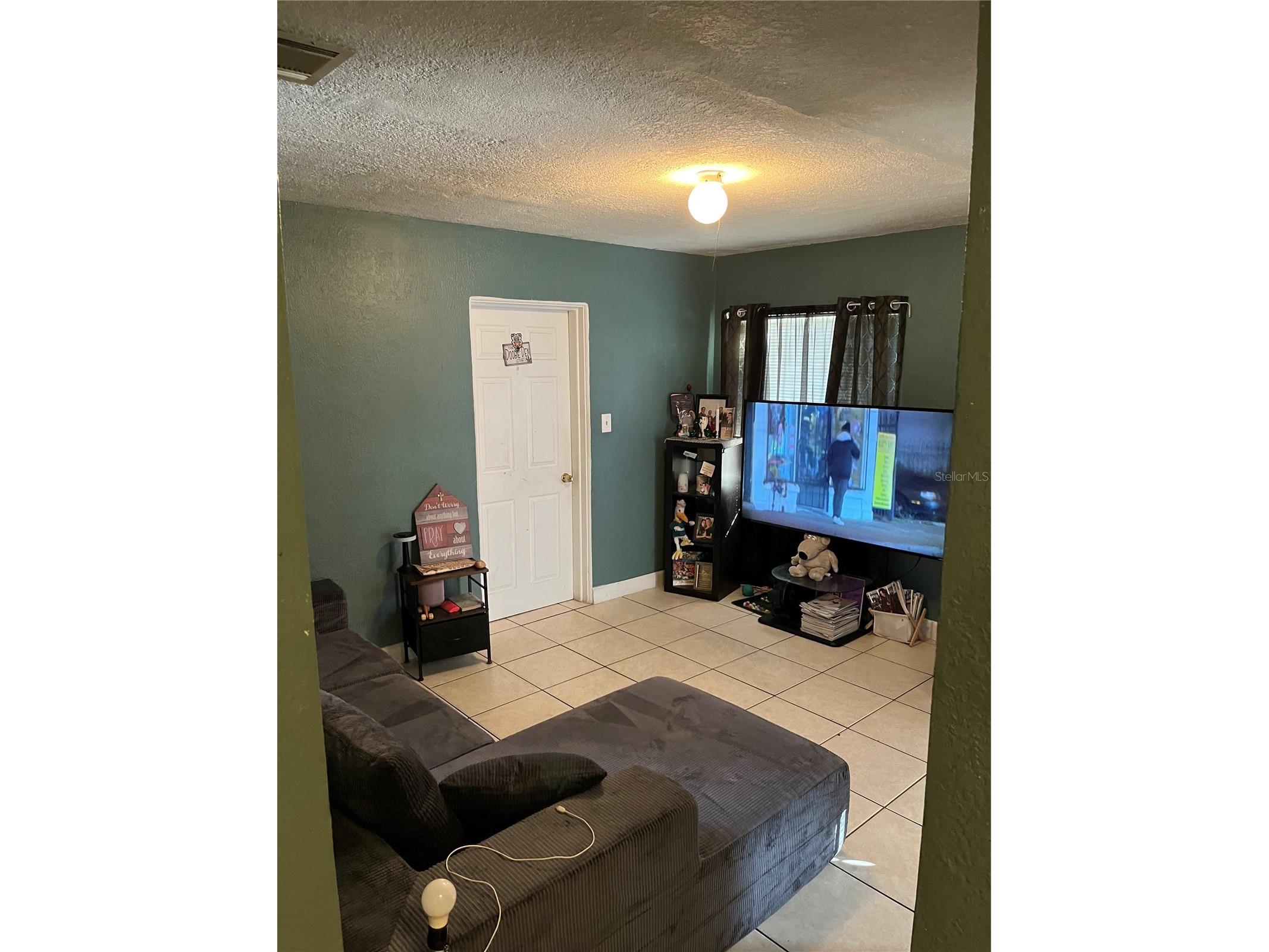 4325 Lake Lawne Avenue Orlando FL 32808 O6392511 image5
