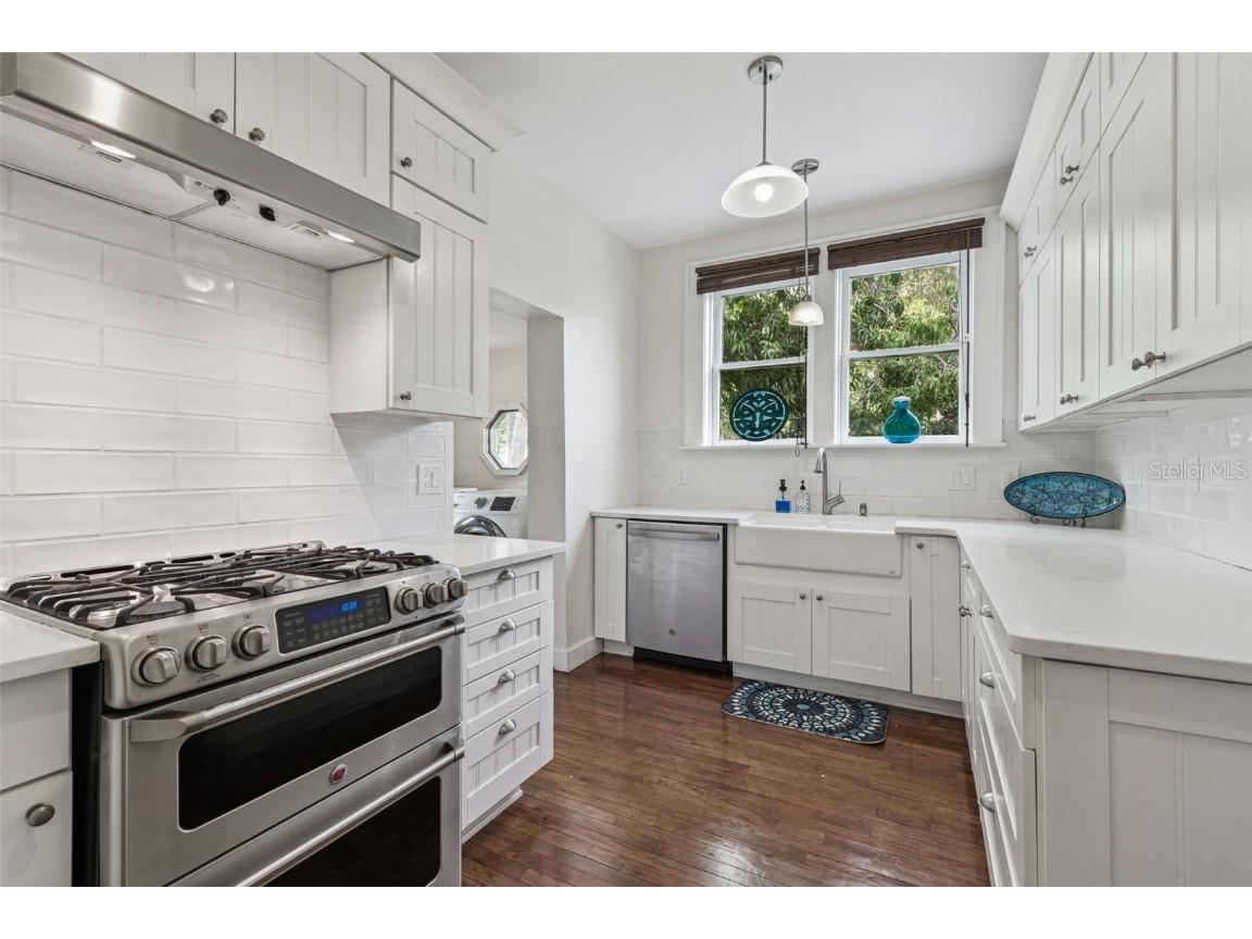 4326 3rd Avenue S Saint Petersburg FL 33711 TB8453288 image23