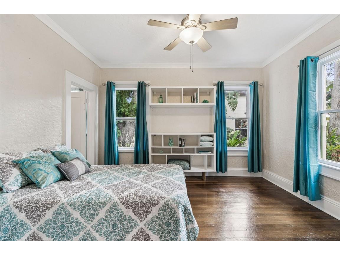 4326 3rd Avenue S Saint Petersburg FL 33711 TB8453288 image28