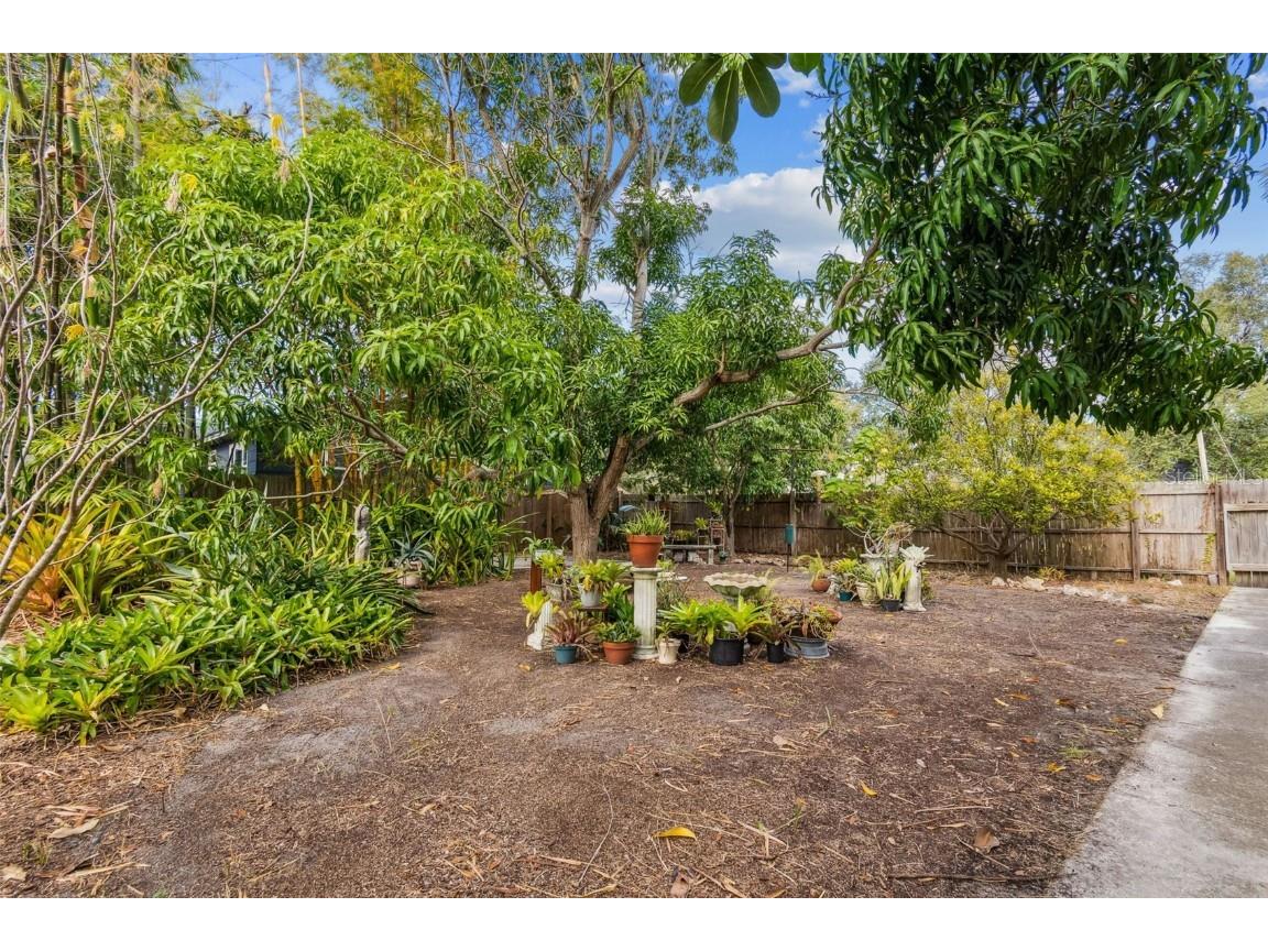 4326 3rd Avenue S Saint Petersburg FL 33711 TB8453288 image58