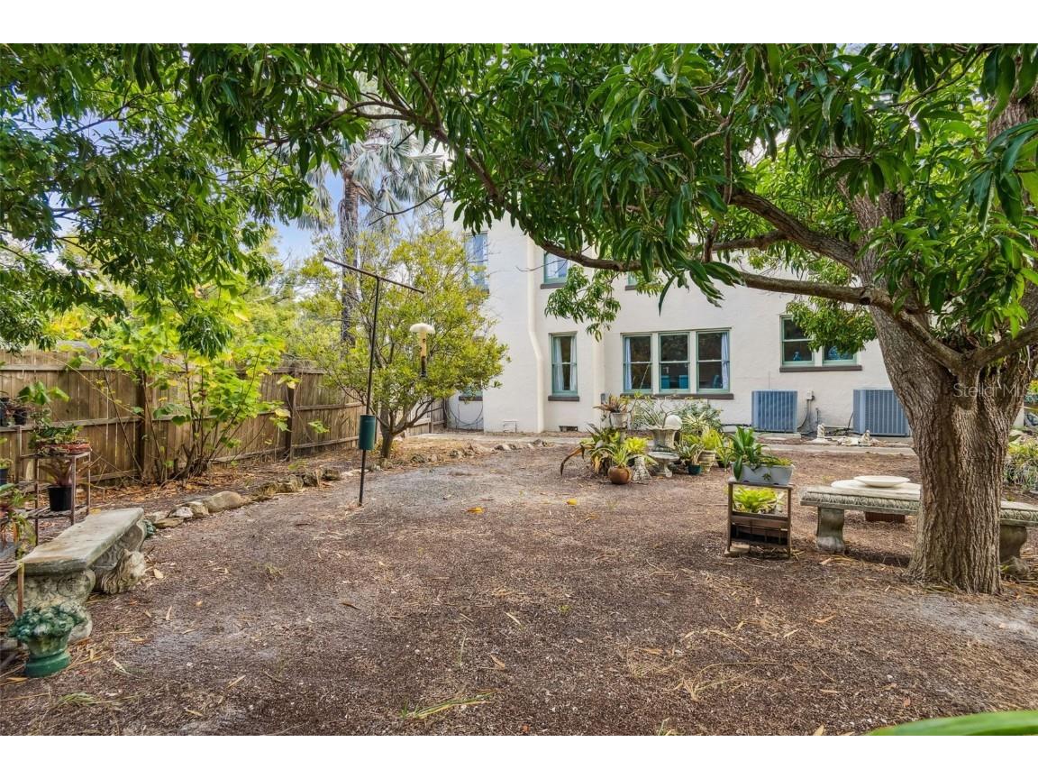 4326 3rd Avenue S Saint Petersburg FL 33711 TB8453288 image59