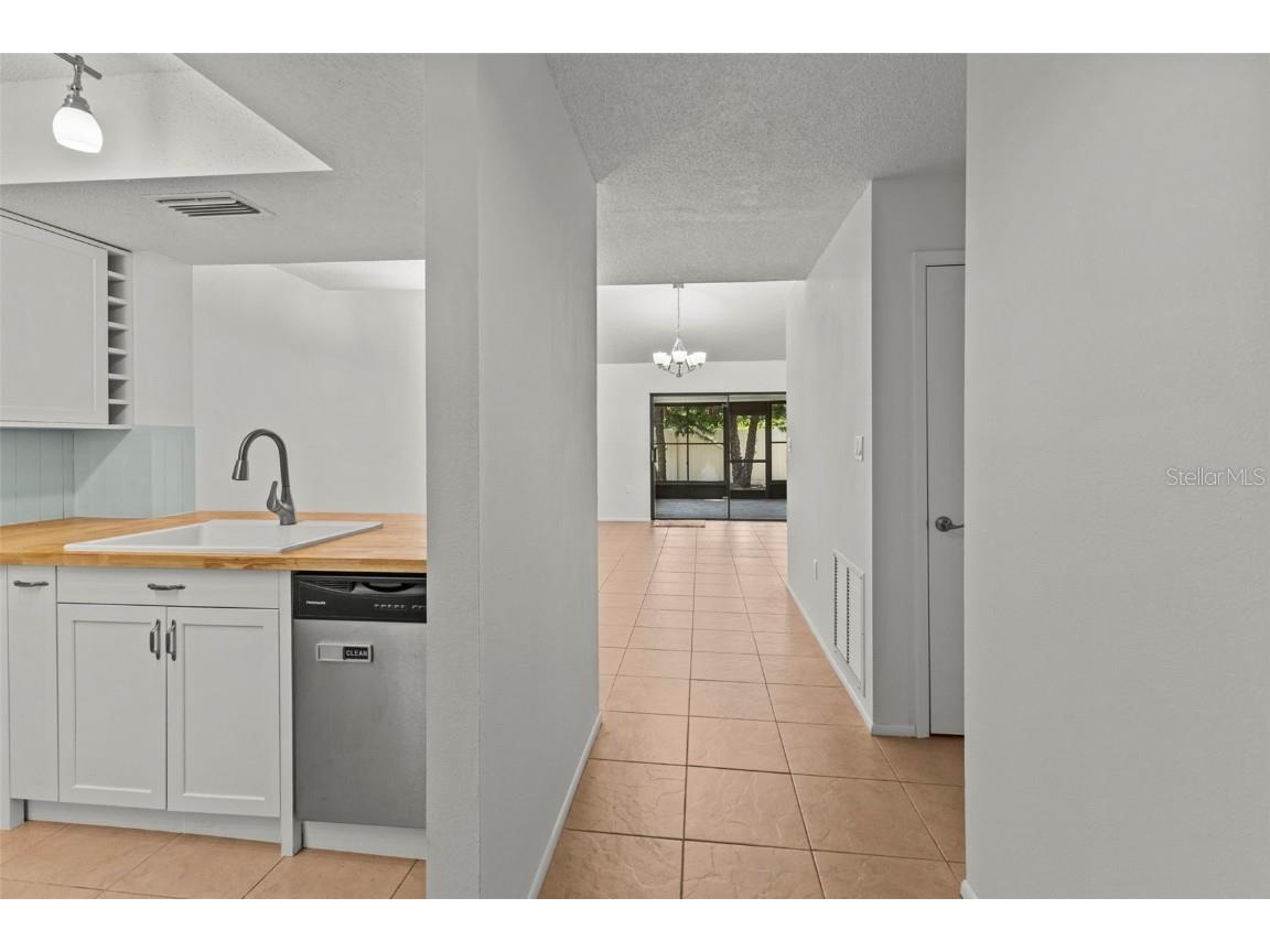 4326 Fern Glen Street Holiday FL 34691 TB8429779 image3