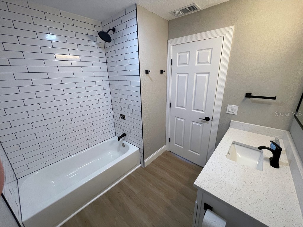 4326 S Clark Avenue Tampa FL 33611 TB8457760 image4