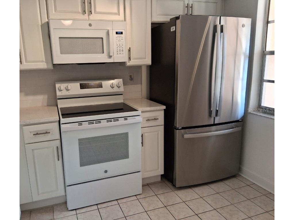 4326 Summersun Drive New Port Richey FL 34652 - GEYSER LAKE W7881043 image6