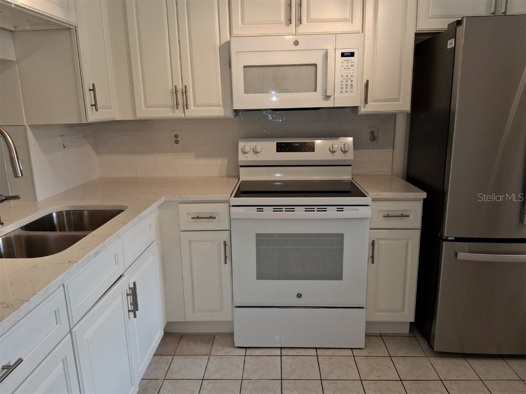 4326 Summersun Drive New Port Richey FL 34652 - GEYSER LAKE W7881043 image8