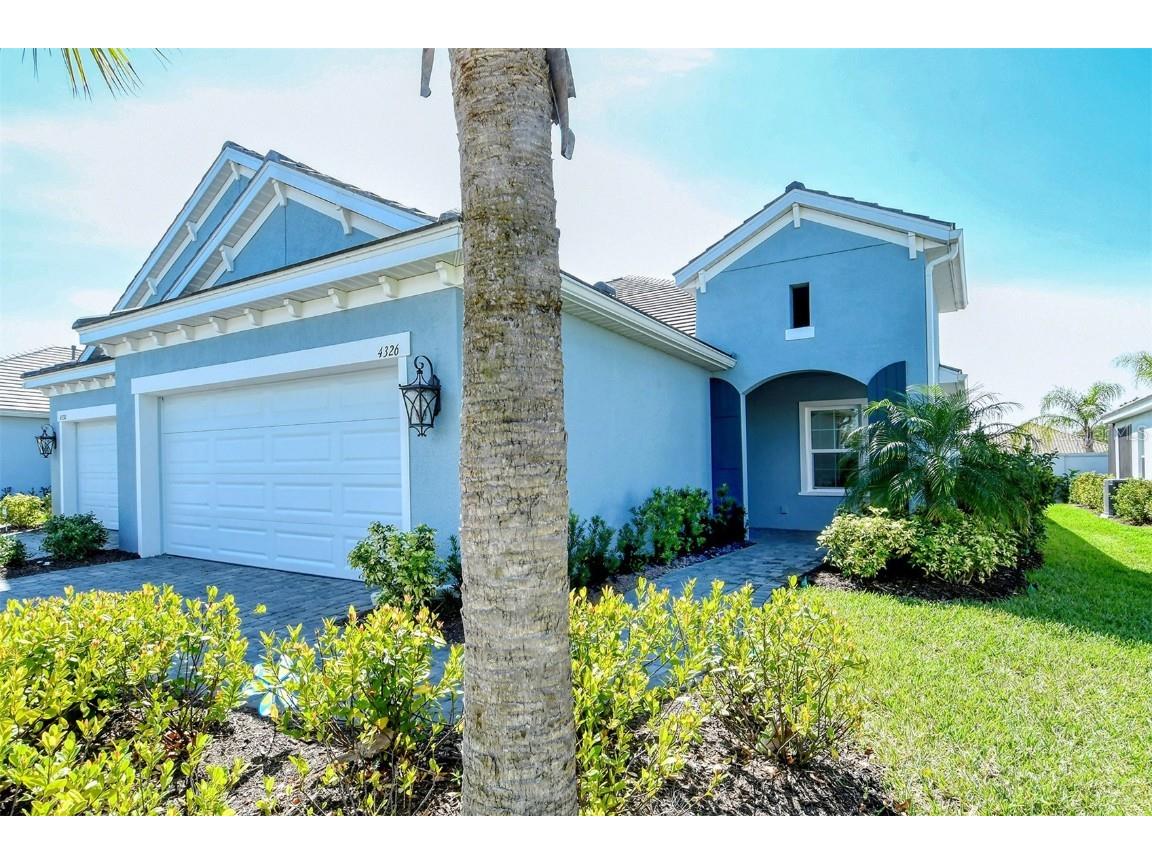 4326 Tamarind Place Bradenton FL 34203 A4564170 image1