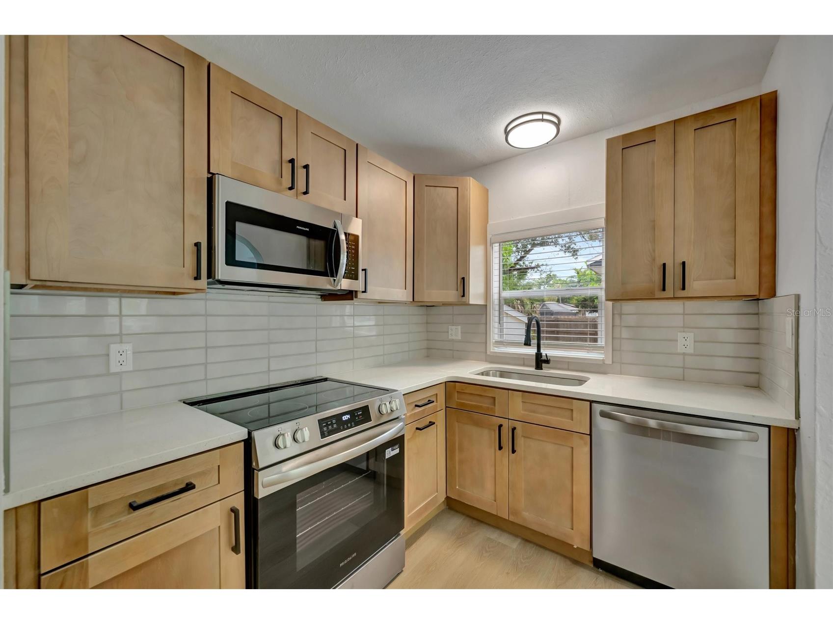 4327 3rd Avenue S Saint Petersburg FL 33711 TB8521234 image24