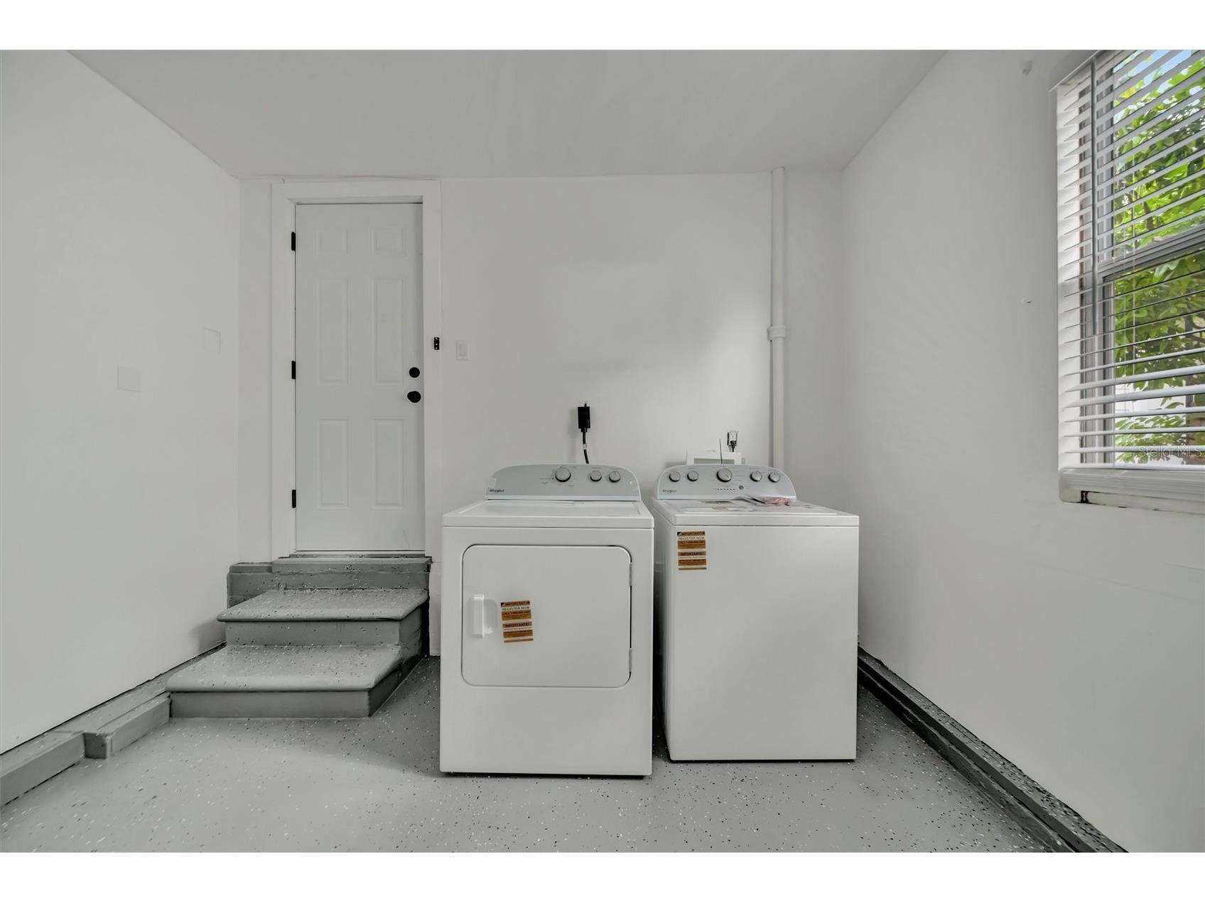 4327 3rd Avenue S Saint Petersburg FL 33711 TB8521234 image30