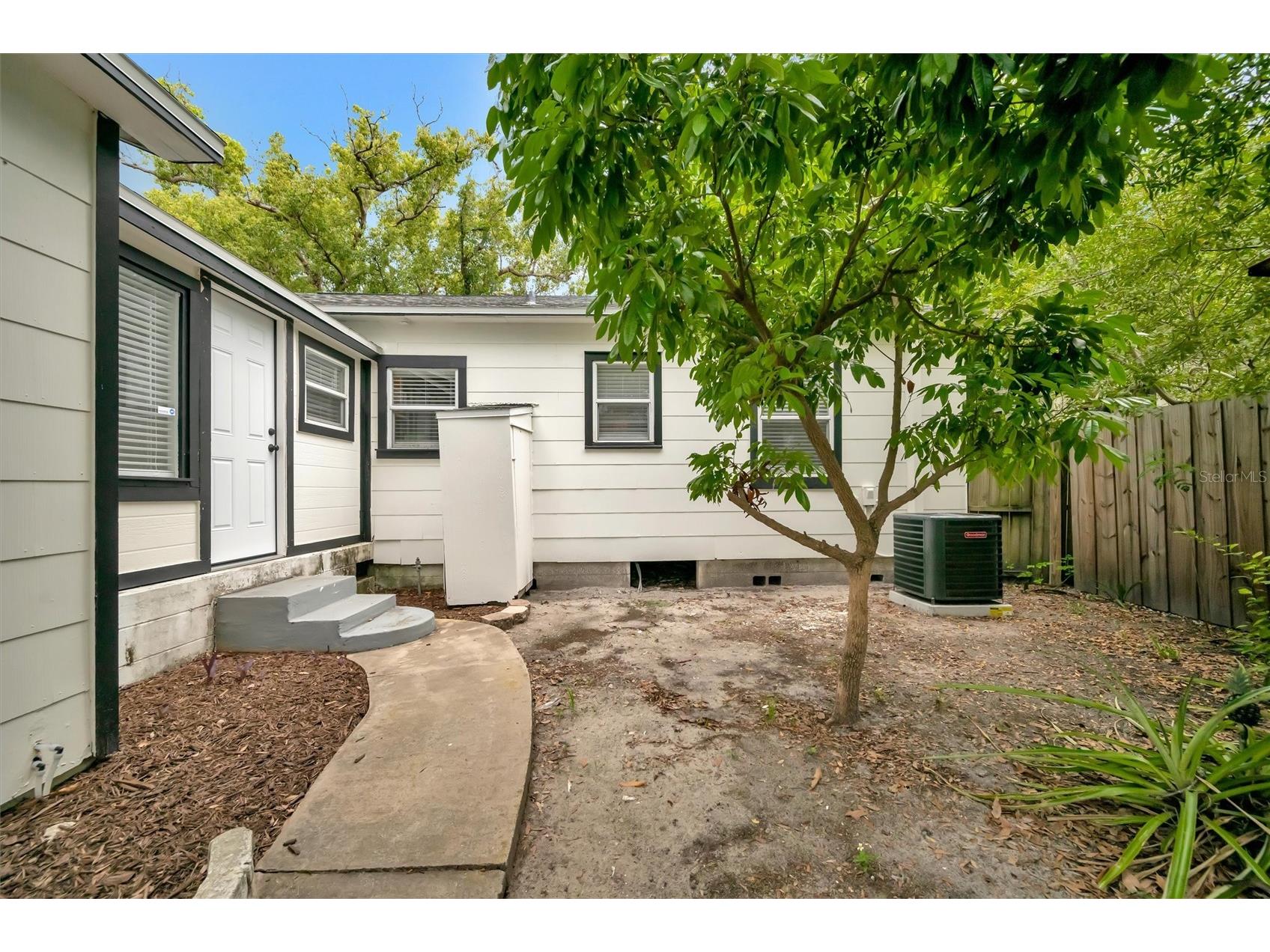 4327 3rd Avenue S Saint Petersburg FL 33711 TB8521234 image47