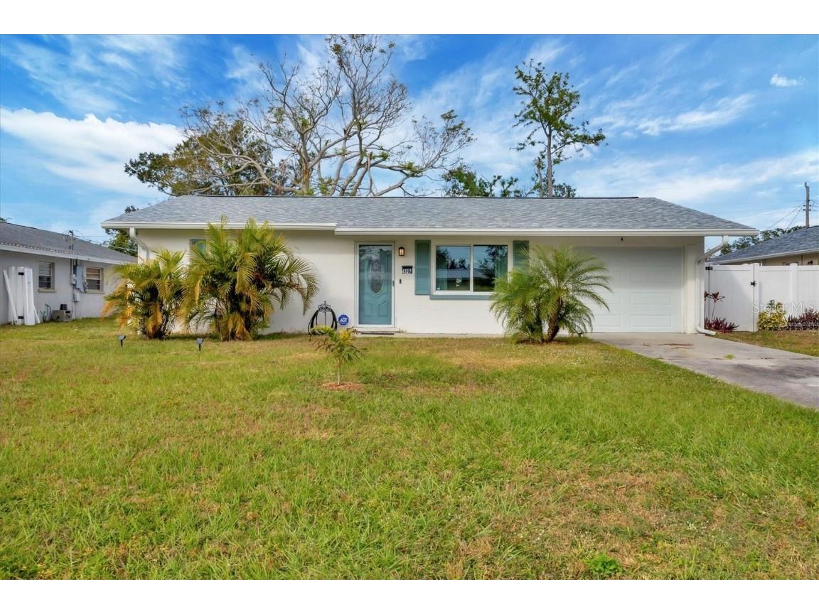 4327 56th Avenue Drive E Bradenton FL 34203 A4631599 image1